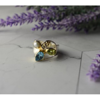 925 Sterling Silver Blue Spinel, Pearl & Peridot Ring Size 5.5