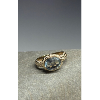 925 Sterling Silver Gold Plated Topaz Ring Size 6