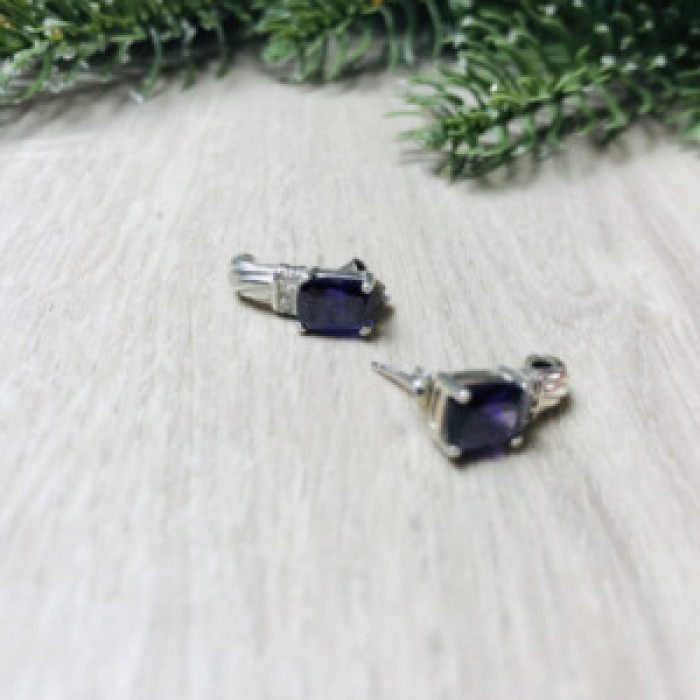 Avon 925 Sterling Silver Iolite Stud Earrings