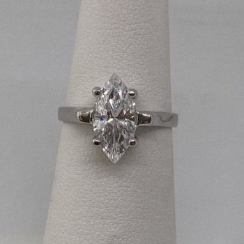 925 Sterling Silver CZ Ring Size 5