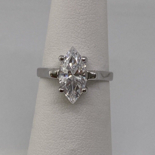 925 Sterling Silver CZ Ring Size 5