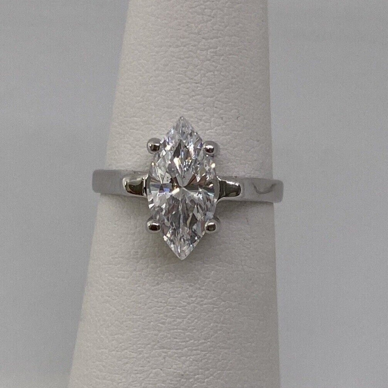 925 Sterling Silver CZ Ring Size 5