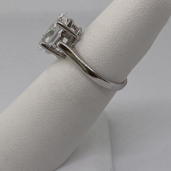 925 Sterling Silver CZ Ring Size 5