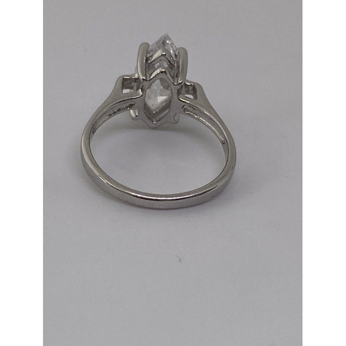 925 Sterling Silver CZ Ring Size 5