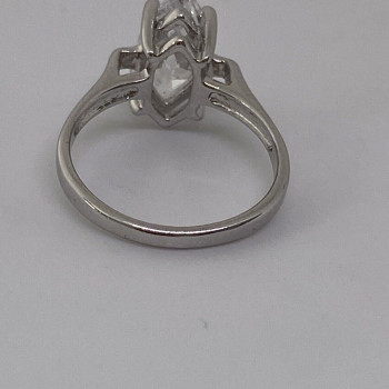 925 Sterling Silver CZ Ring Size 5