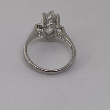 925 Sterling Silver CZ Ring Size 5