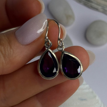 Vintage Design 925 Sterling Silver Amethyst Earrings Length 1.10 Inch