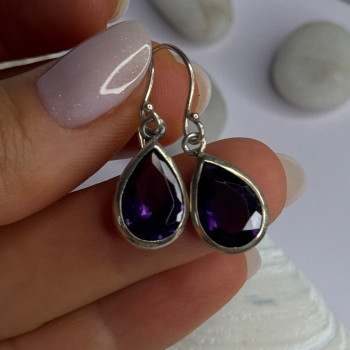 Vintage Design 925 Sterling Silver Amethyst Earrings Length 1.10 Inch
