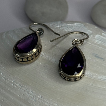 Vintage Design 925 Sterling Silver Amethyst Earrings Length 1.10 Inch