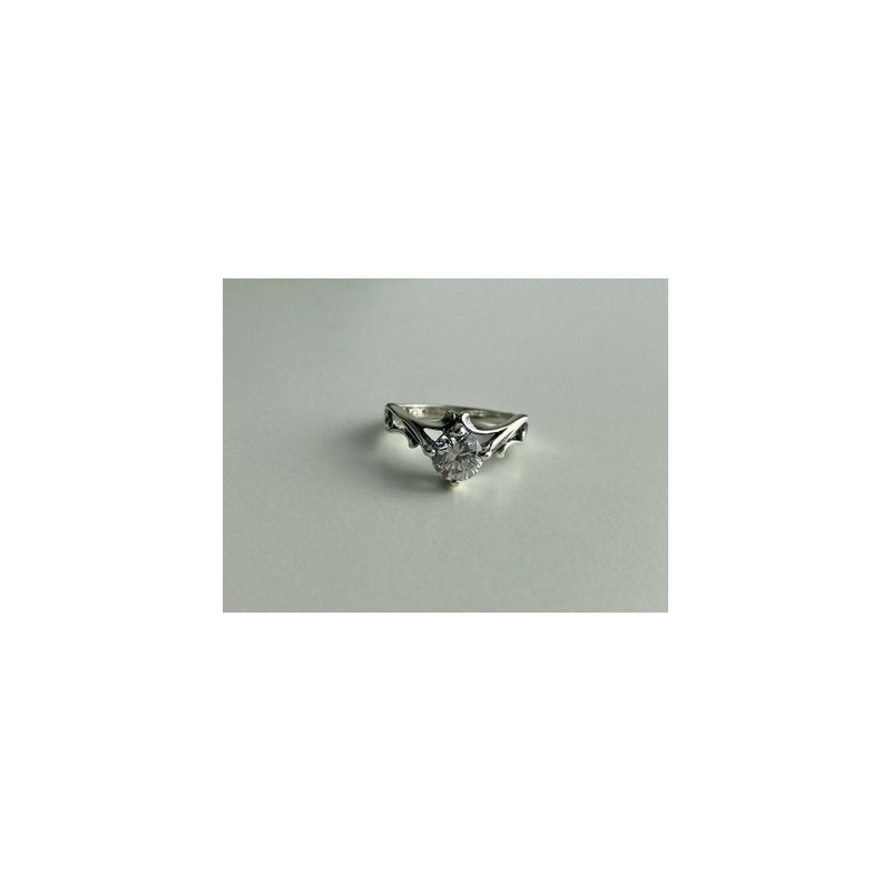 925 Sterling Silver CZ Ring Size 5.5