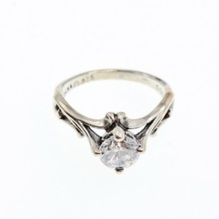 925 Sterling Silver CZ Ring Size 5.5