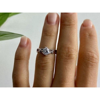 925 Sterling Silver CZ Ring Size 5.5
