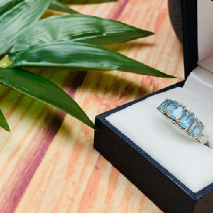 925 Sterling Silver Blue Spinel Ring Size 6.5