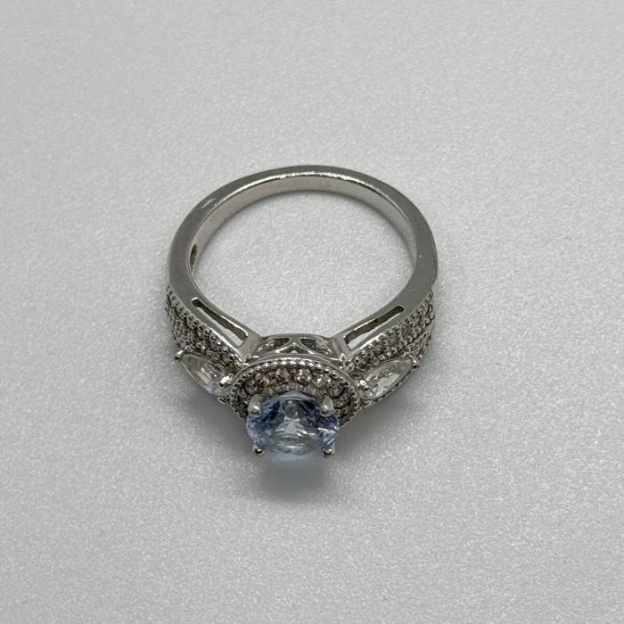 925 Sterling Silver CZ Ring Size 6.5