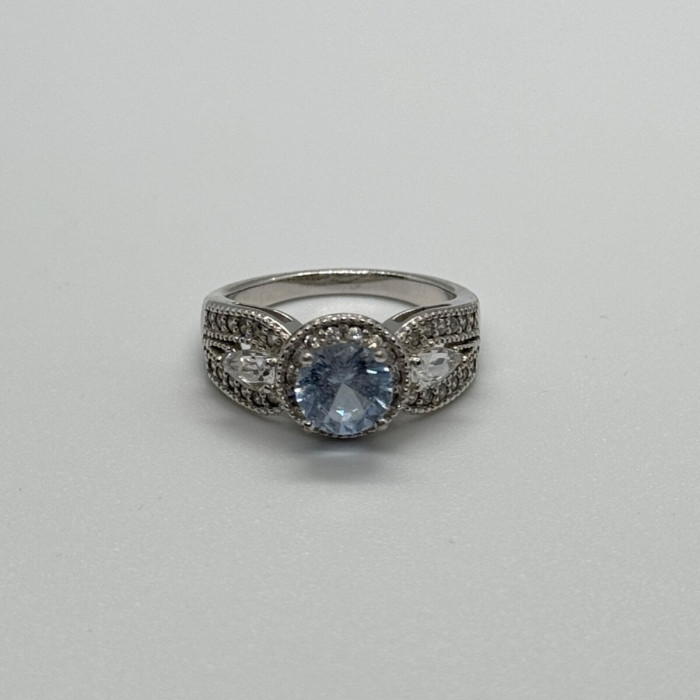 925 Sterling Silver CZ Ring Size 6.5