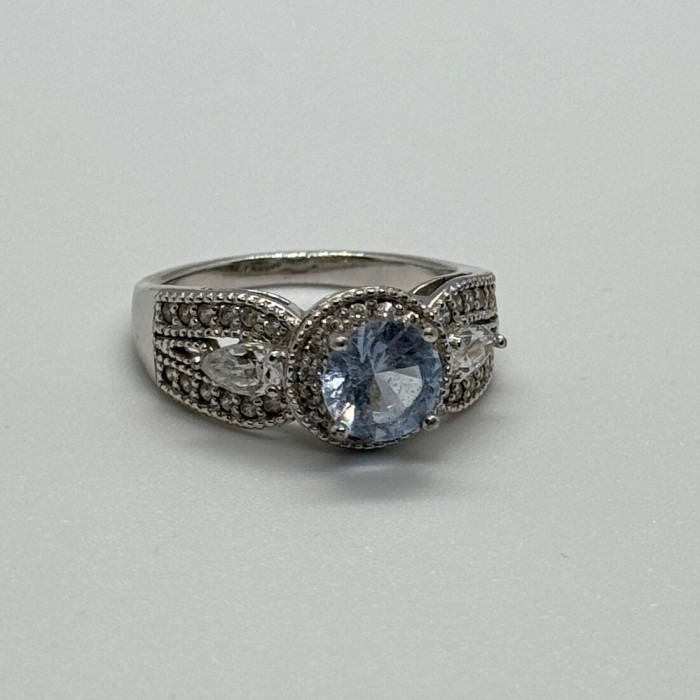 925 Sterling Silver CZ Ring Size 6.5