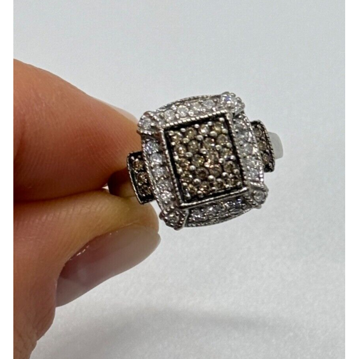 10K WHITE GOLD  DIAMOND & TOURMALINE RING SIZE 4.5