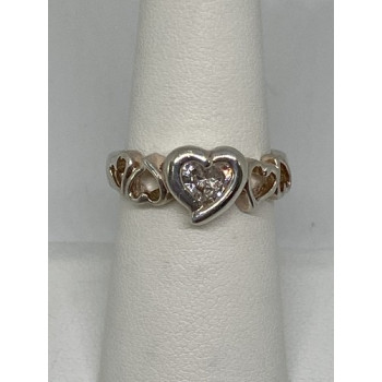 925 Sterling Silver Ring With CZ Size 6.75