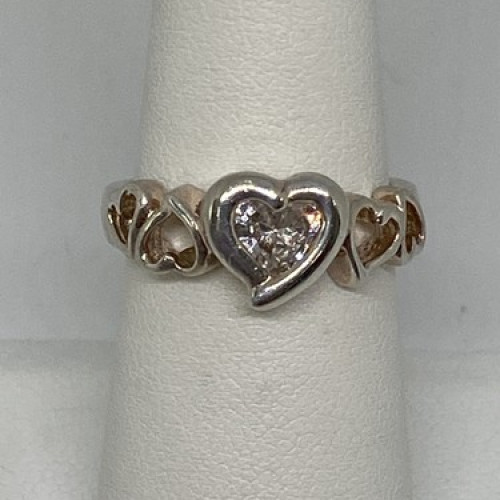 925 Sterling Silver CZ Ring Size 6.75