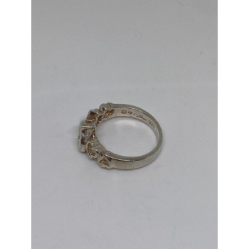 925 Sterling Silver Ring With CZ Size 6.75