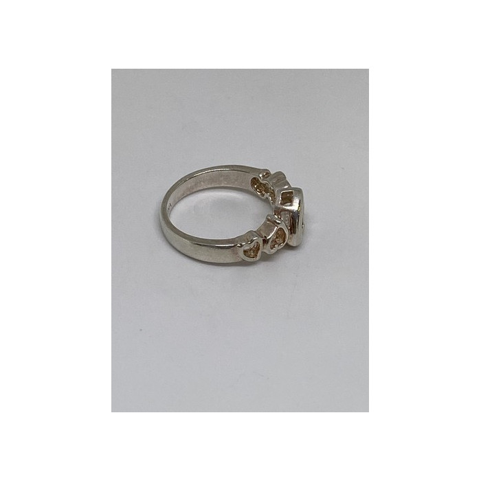 925 Sterling Silver Ring With CZ Size 6.75
