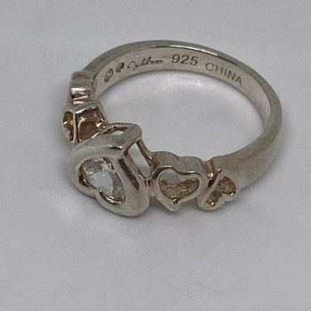 925 Sterling Silver CZ Ring Size 6.75