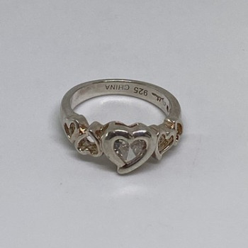 925 Sterling Silver CZ Ring Size 6.75