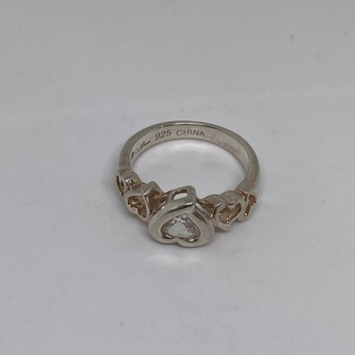925 Sterling Silver CZ Ring Size 6.75