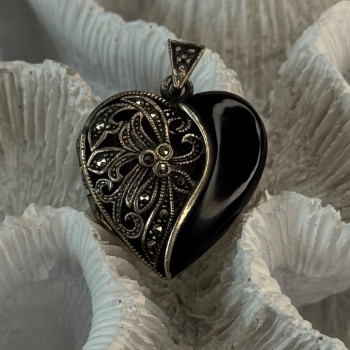 Vintage 925 Sterling Silver Onyx & Marcasite Heart Locket Pendant