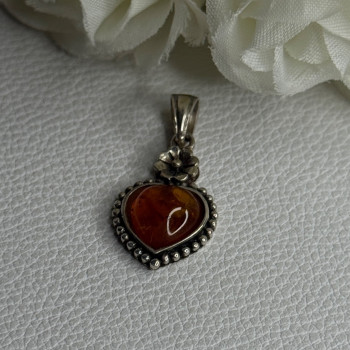 925 Sterling Silver Amber Heart & Flower Pendant Length 1.15 Inch