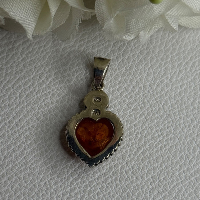925 Sterling Silver Amber Heart & Flower Pendant Length 1.15 Inch