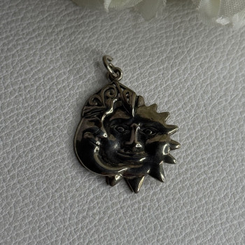 Vintage 925 Sterling Silver Moon & Sun Pendant Length 1.20 Inch