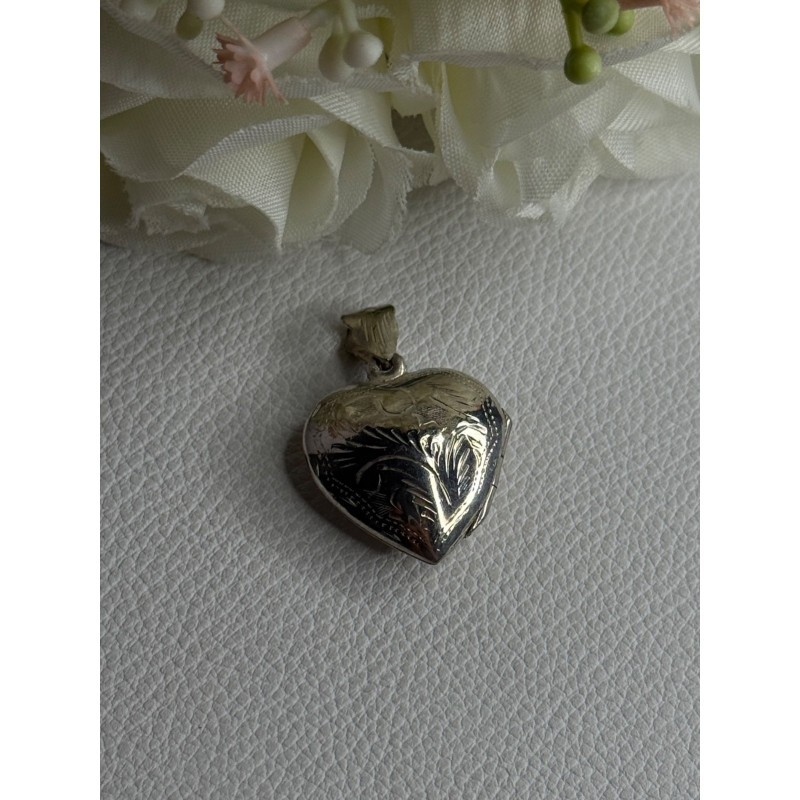 Retro 925 Sterling Silver Etched Heart Locket Pendant Length 1.20 Inch