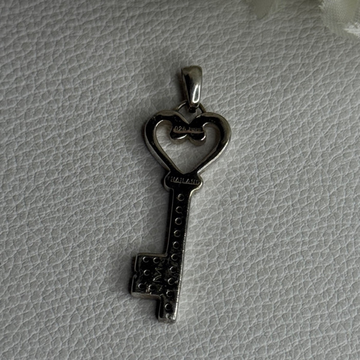 925 Sterling Silver Pink Topaz Key Heart Pendant Length 1.60 Inch