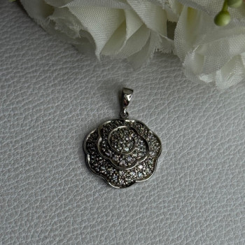 Lovely Flower 925 Sterling Silver Beryl Pendant Length 1 Inch