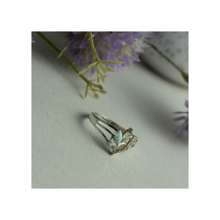 925 Sterling Silver Topaz Ring Size 10