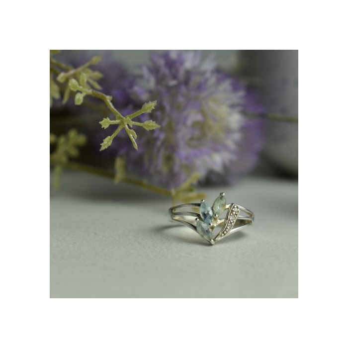 925 Sterling Silver Topaz Ring Size 10