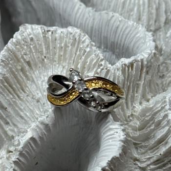 925 Sterling Silver Gold Plated Part White Beryl Ring Size 6.5