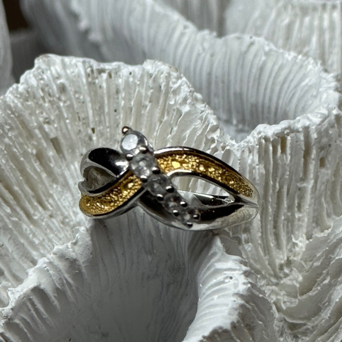 925 Sterling Silver Gold Plated Part White Beryl Ring Size 6.5