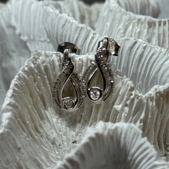 Interwoven 925 Sterling Silver White Topaz Earrings Length 0.6 in