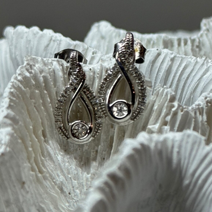Interwoven 925 Sterling Silver White Topaz Earrings Length 0.6 in