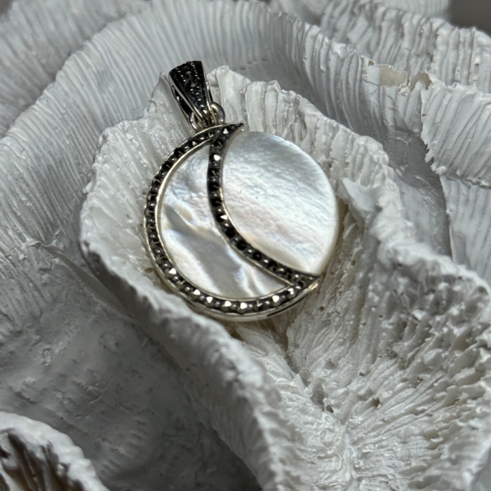 925 Sterling Silver Abalone Pendant Length 1.4 In