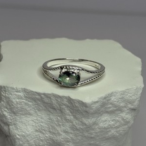 925 Sterling Silver Alexandrite Ring Size 7.5
