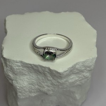 925 Sterling Silver Alexandrite Ring Size 7.5