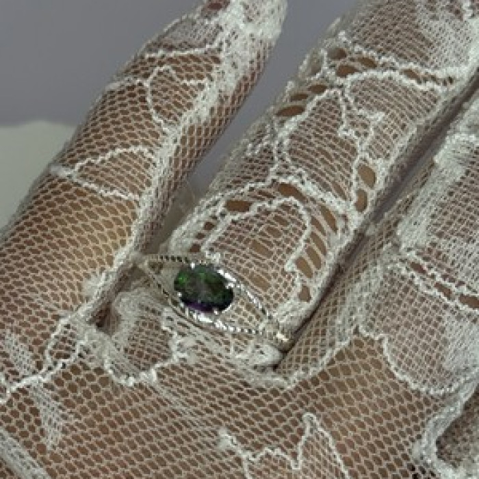 925 Sterling Silver Alexandrite Ring Size 7.5