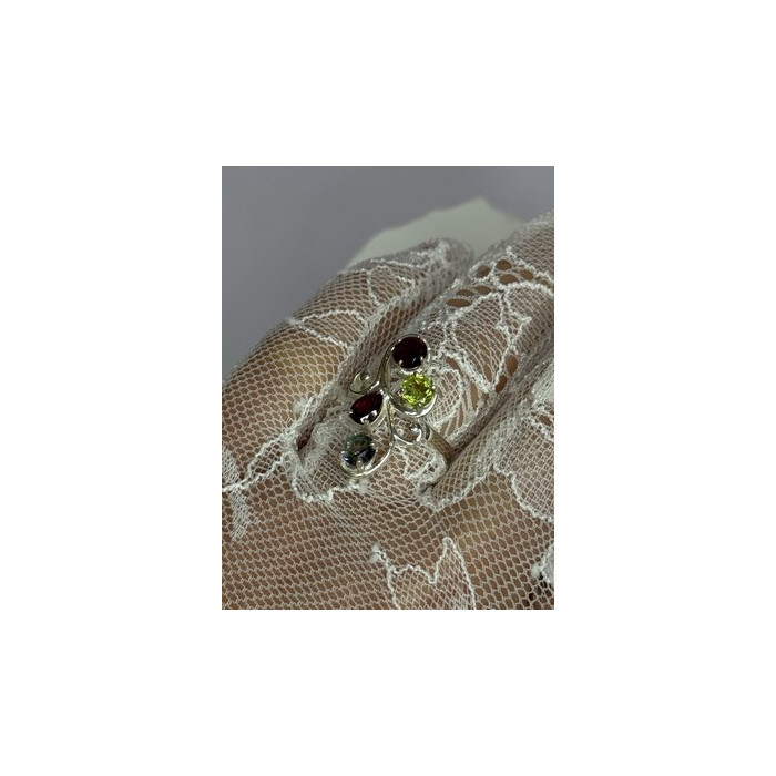 925 Sterling Silver Alexandrite, Garnet & Peridot Ring Size 6.5