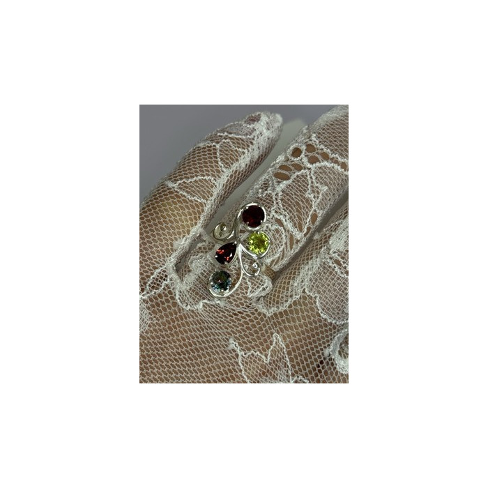 925 Sterling Silver Alexandrite, Garnet & Peridot Ring Size 6.5