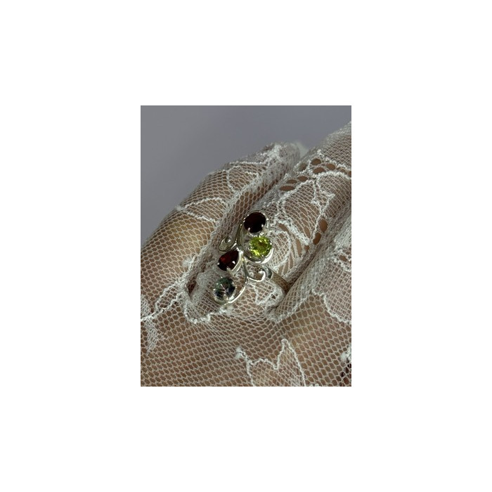 925 Sterling Silver Alexandrite, Garnet & Peridot Ring Size 6.5