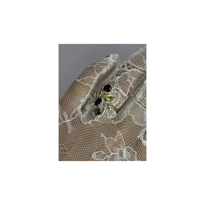 925 Sterling Silver Alexandrite, Garnet & Peridot Ring Size 6.5