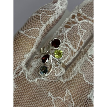 925 Sterling Silver Alexandrite, Garnet & Peridot Ring Size 6.5